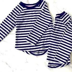 (2) 2T Twin girls long sleeve black & white